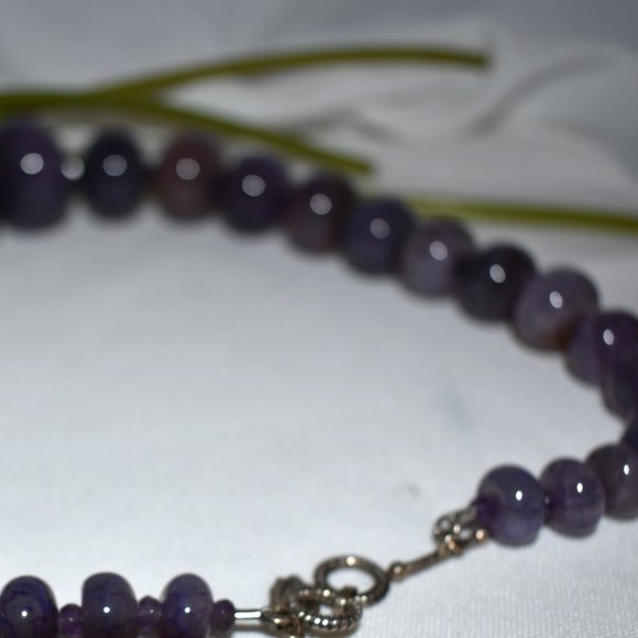 Amy Kahn Russell Purple Agate Bead Necklace - Picture 4 of 7